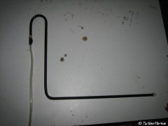 Gebogenes und gelochtes PVC-Rohr