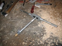 Die Einschraubmutter gekontert