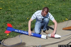 und Spitze aufsetzten