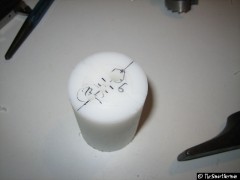 Löcher für Druck- und Abflussleitung Bohren