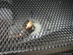 Aussparung für das Manometers