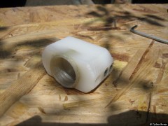 Flaschenadpater mit Flaschendeckel