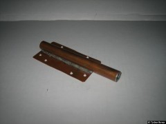 Führungsrohr (15mm) auf dem Kupferblech mit eingelöteter Mutter